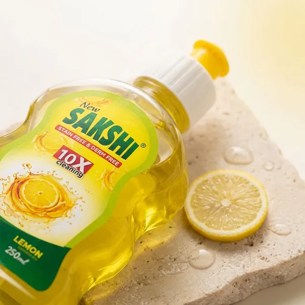 Pack_of_5_Sakshi_Dishwashing_Liquid_with_Lemon_Extract_–_Tough_on_Grease,_Gentle_on_Hands,_Removes_Odor,_Leaves_Dishes_Sparkling_Clean,_Long-Lasting_Formula,_Eco-Friendly_&_Skin-Friendly_-_250ml