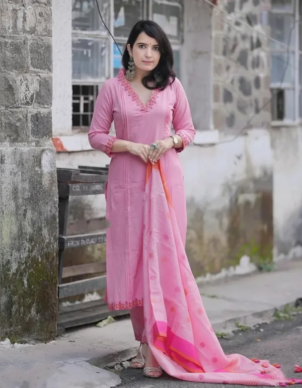 Pink_Cotton_Slub_Floral_Printed_Kurta_Set_With_Dupatta_For_Women