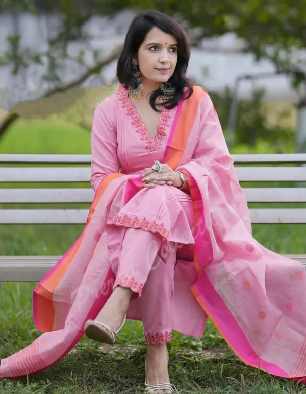 Pink_Cotton_Slub_Floral_Printed_Kurta_Set_With_Dupatta_For_Women