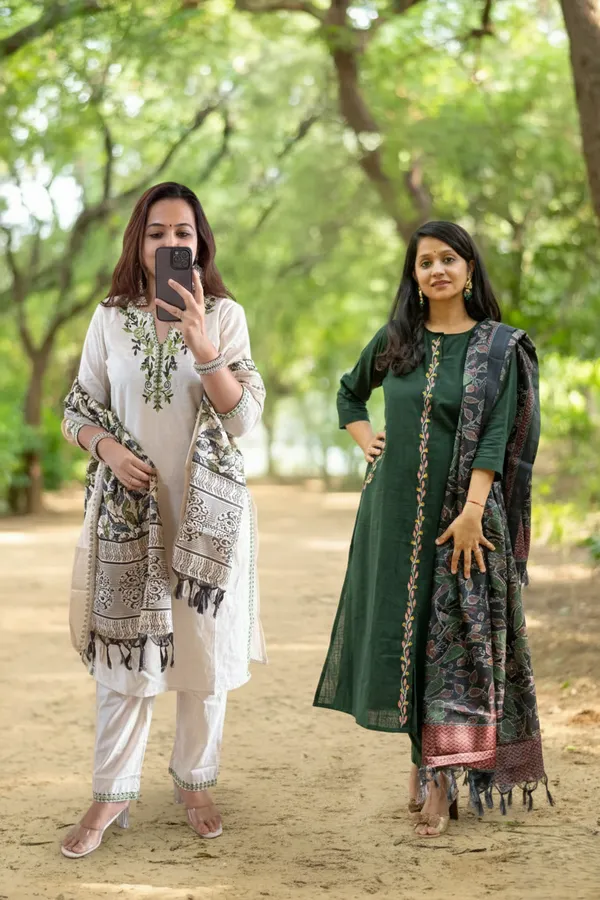 Green_And_Off_White_Cotton_Flex_Floral_Printed_Kurta_Set_Pack_Of_2_For_Women