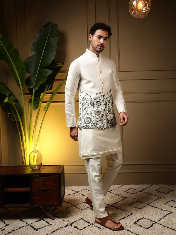 Ivory_Raymond_Cotton_Bandhgala_Printed_Kurta_Pajama_Set_For_Men
