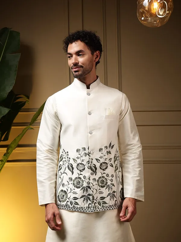 Ivory_Raymond_Cotton_Bandhgala_Printed_Kurta_Pajama_Set_For_Men