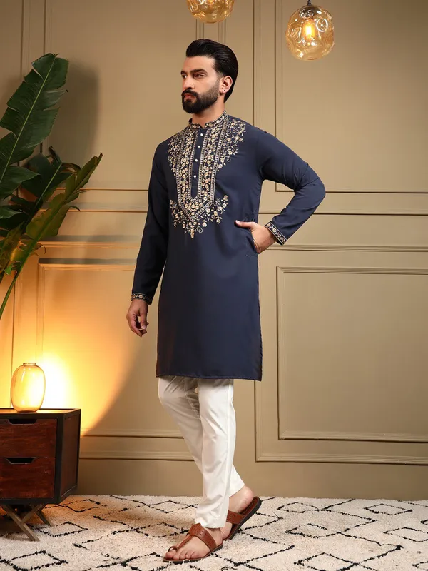Navy_Blue_Cotton_Straight_Embroidered_Kurta_For_Men