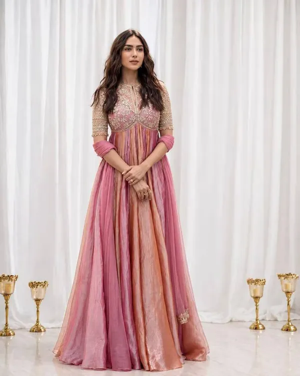 Launching_New_Party_Wear_Look_Pur_Nc_Moss_Gown,Dupatta_&_Bottom_Set