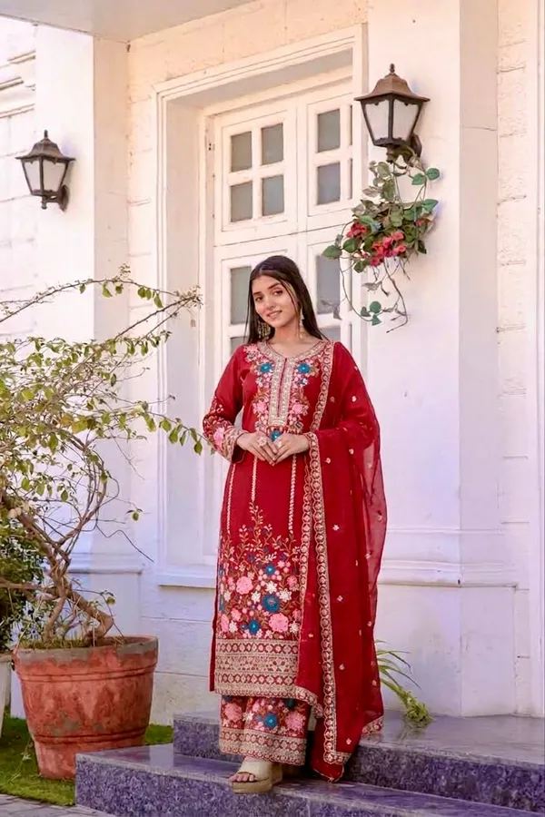 Launching_New_designer_Party_Wear_Look_Pur_Chinon_Silk_Top_Plazzo_&_Dupatta_Set