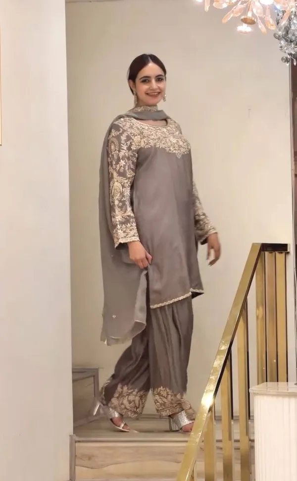 Launching_New_designer_Party_Wear_Look_Pur_Chinon_Silk_Top_&_Farshi_Palazzo_With_Dupatta_set