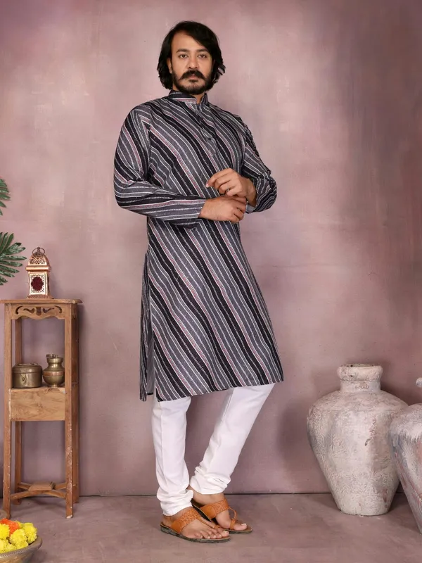 Black_Cotton_Straight_Striped_Kurta_For_Men