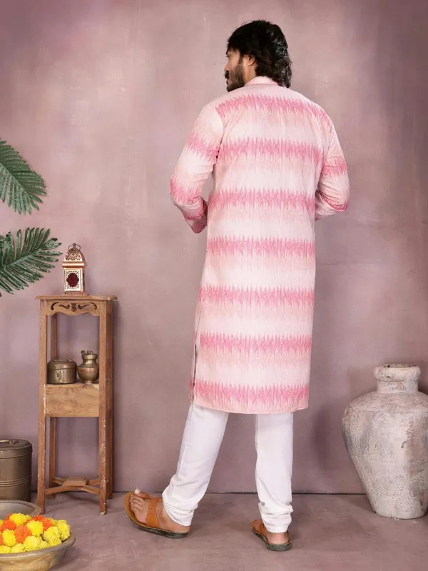 Pink_Cotton_Straight_Fit_Textured_Kurta_For_Men