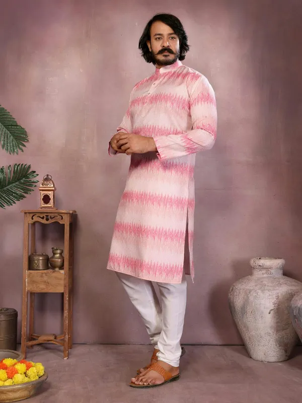 Pink_Cotton_Straight_Fit_Textured_Kurta_For_Men