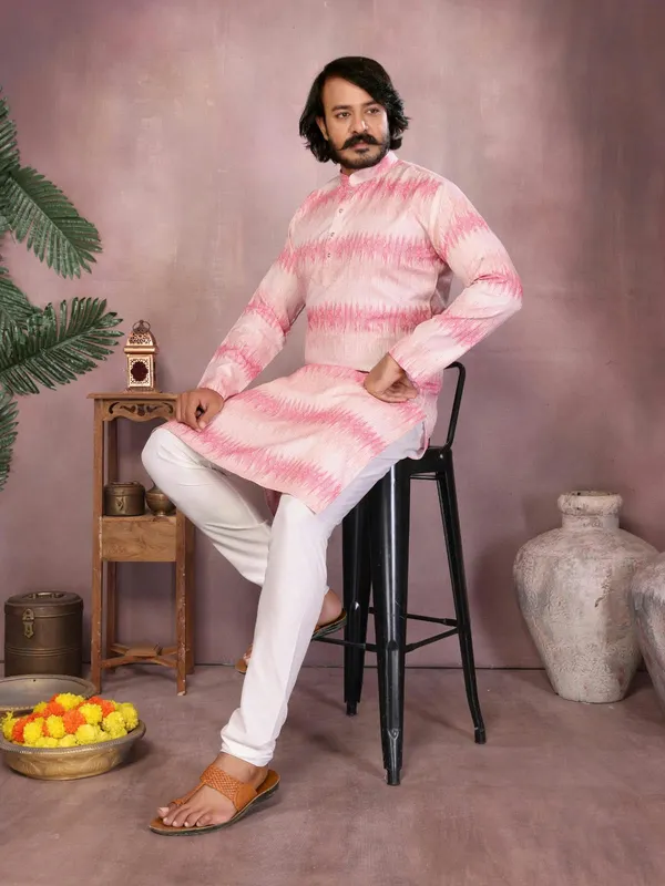 Pink_Cotton_Straight_Fit_Textured_Kurta_For_Men