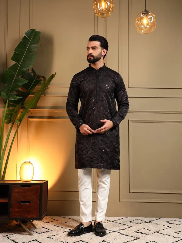 black-_Star_Silk_Straight_Embroidered_Kurta_For_Men