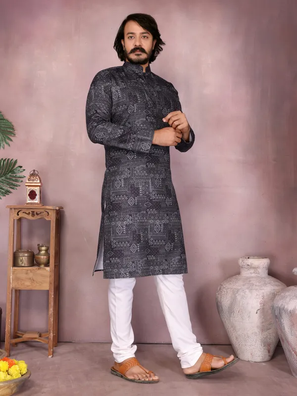 black-_Star_Silk_Straight_Embroidered_Kurta_For_Men