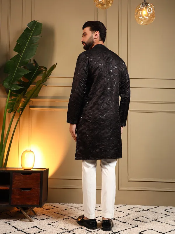 black-_Star_Silk_Straight_Embroidered_Kurta_For_Men