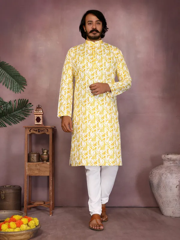 lemmon_yellow-_Star_Silk_Straight_Embroidered_Kurta_For_Men