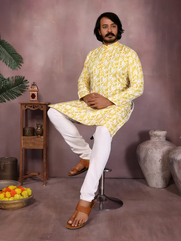 lemmon_yellow-_Star_Silk_Straight_Embroidered_Kurta_For_Men