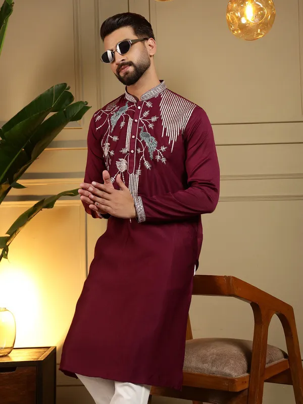 maroon-_Star_Silk_Straight_Embroidered_Kurta_For_Men