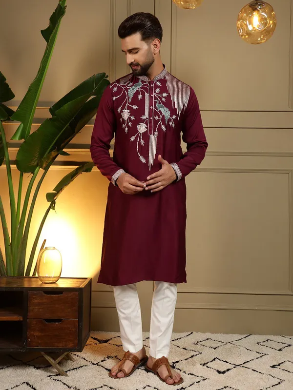 maroon-_Star_Silk_Straight_Embroidered_Kurta_For_Men