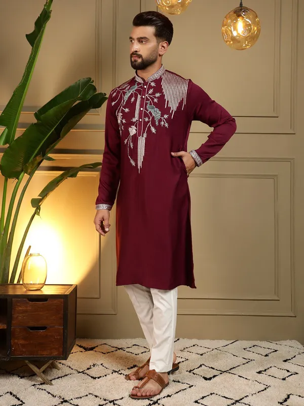 maroon-_Star_Silk_Straight_Embroidered_Kurta_For_Men