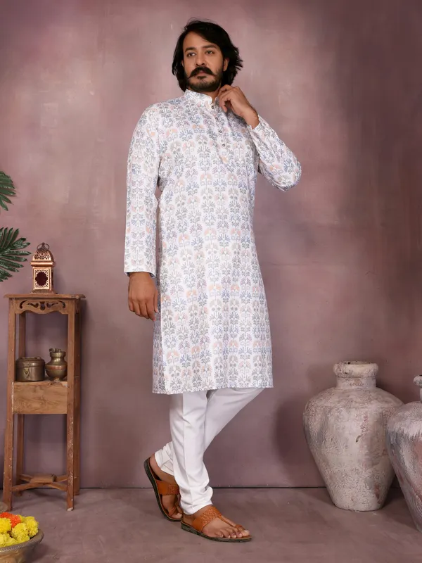 white_printed-_Star_Silk_Straight_Embroidered_Kurta_For_Men