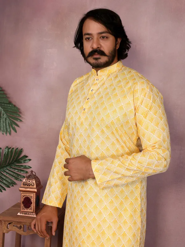 yellow-_Star_Silk_Straight_Embroidered_Kurta_For_Men