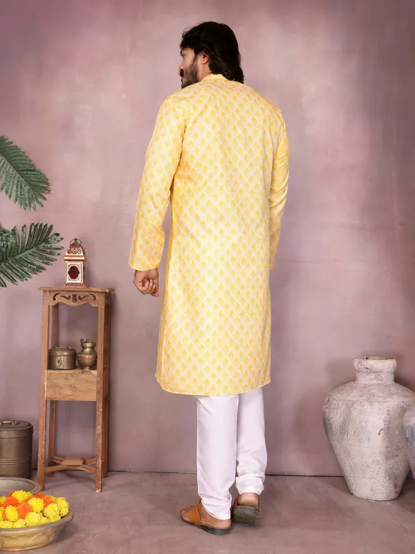 yellow-_Star_Silk_Straight_Embroidered_Kurta_For_Men