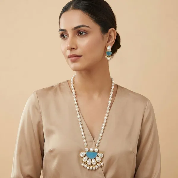 Monalisa_Stone_With_Shell_Pearl_Pendant_Necklace_With_Earring_Set_For_Women_&_Girls