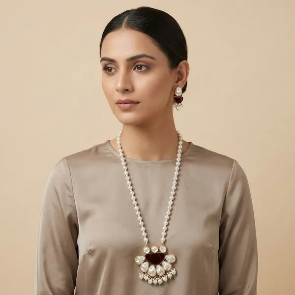 Monalisa_Stone_With_Shell_Pearl_Pendant_Necklace_With_Earring_Set_For_Women_&_Girls
