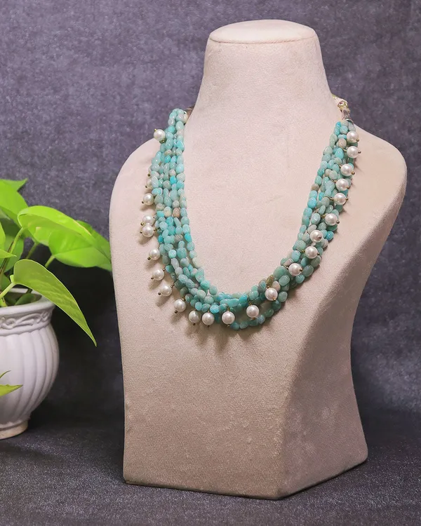 Green_And_White_Eternal_Bloom_Collar_Necklace_With_Jade_Stones_And_Shell_Pearls