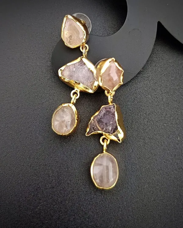Pink_Wild_Glint_Rose_Quartz_And_Amethyst_Uncut_Stones_Earrings