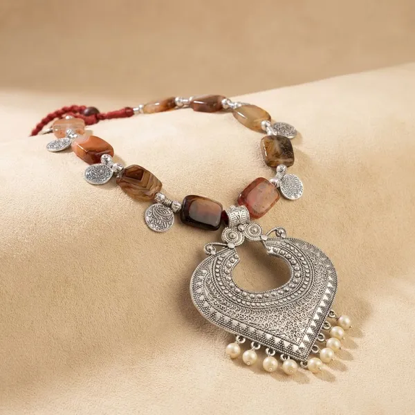 Silver_Dark_Petal_Necklace_Onyx_Stones