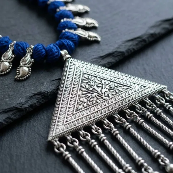 Blue_Gypsy_Strands_Necklace_Thread_And_German_Silver_Pendant