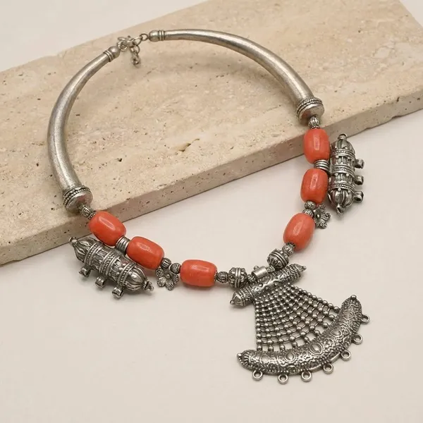 Silver_Mystic_Wave_Necklace_Onyx_Stones
