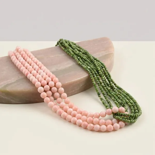 Green_And_Earthy_Elegant_Harmony_Necklace_Agate_And_Jade_Stones