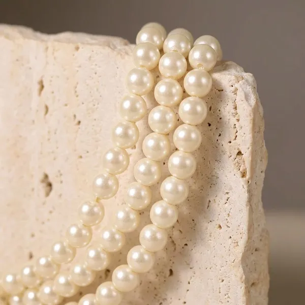 Off_White_Timeless_Allure_Necklace_Off_White_Shell_Pearls