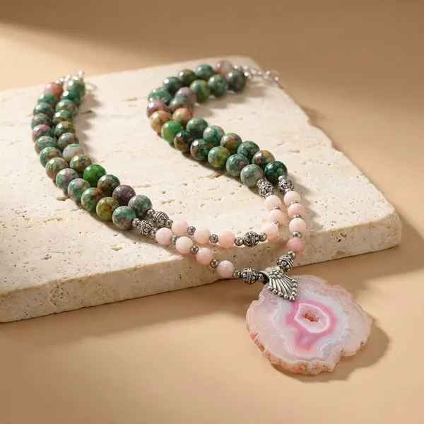 Green_And_Pink_Timeless_Noir_Opera_Necklace_Agate_Stones_And_Agate_Slice_Pendant