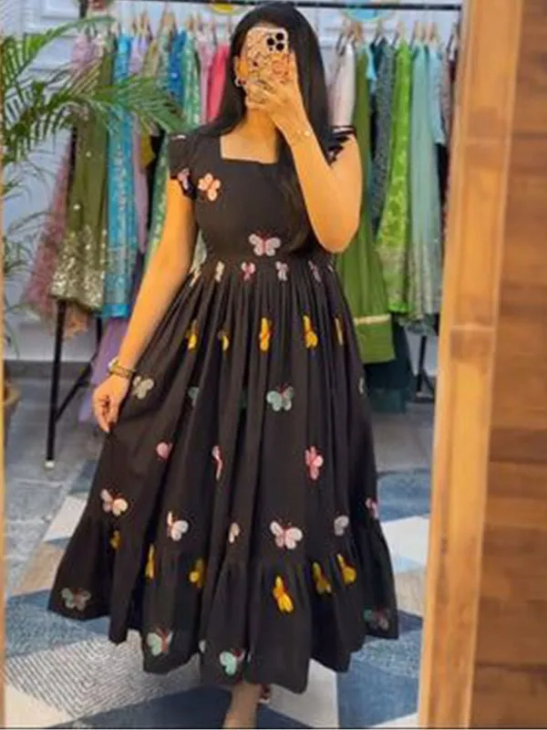 Black_Rayon_Flared_Round_Neck_Gown_For_Women