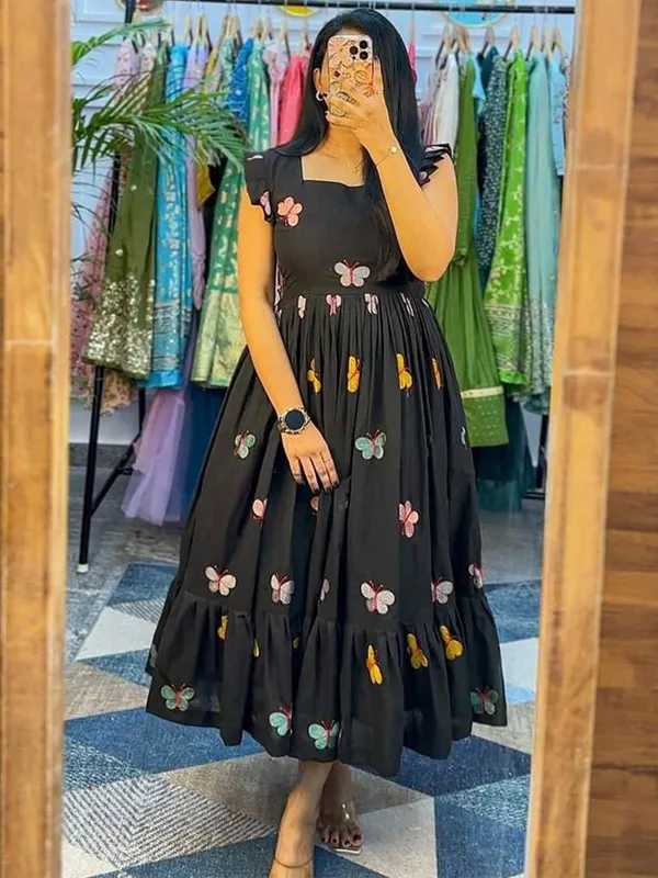 Black_Rayon_Flared_Round_Neck_Gown_For_Women