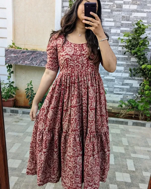Maroon_Rayon_Flared_Round_Neck_Gown_For_Women