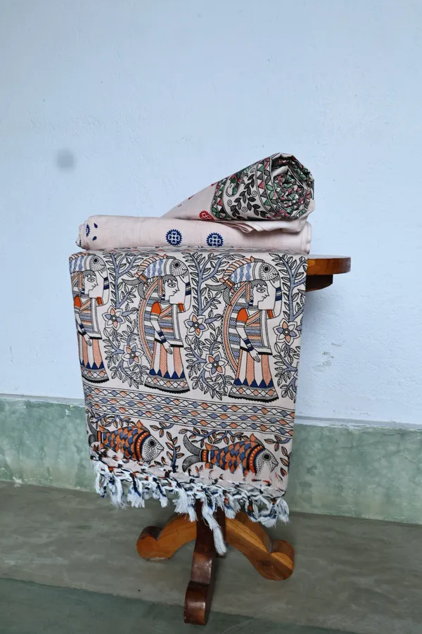 Bhagalpuri_chaddar_with_Madhubani_art__combo