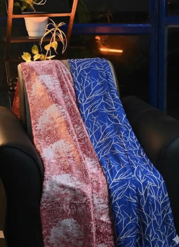 Pink_And_Blue_Polyster_Curtain_For_Home_And_Decor_(Pack_Of_2)