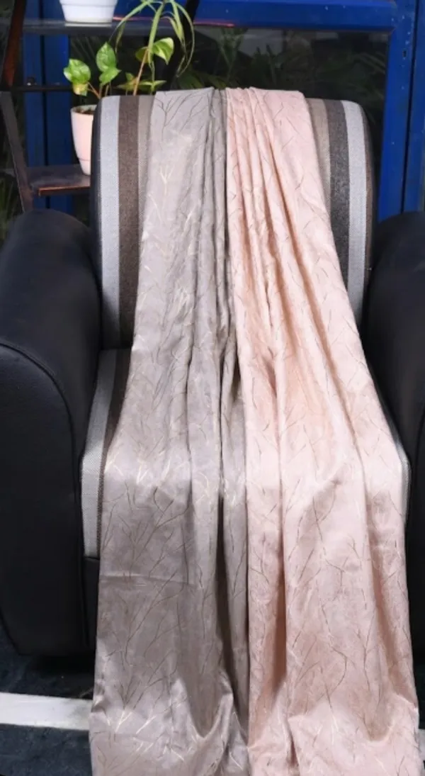 Grey_And_White_Polyster_Curtain_For_Home_And_Decor_(Pack_Of_2)