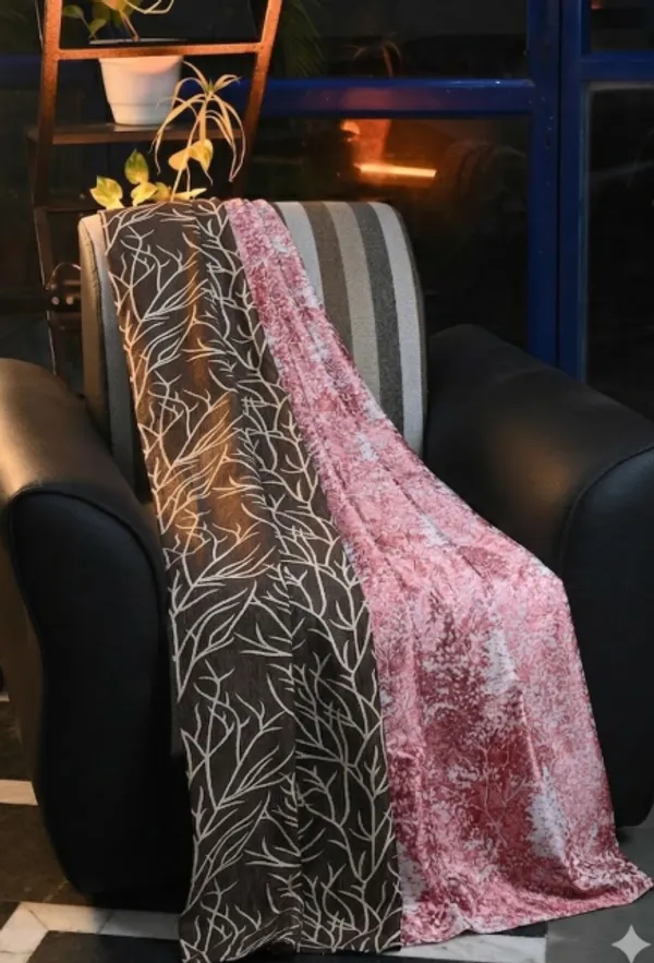 Brown_And_Pink_Polyster_Curtain_For_Home_And_Decor_(Pack_Of_2)