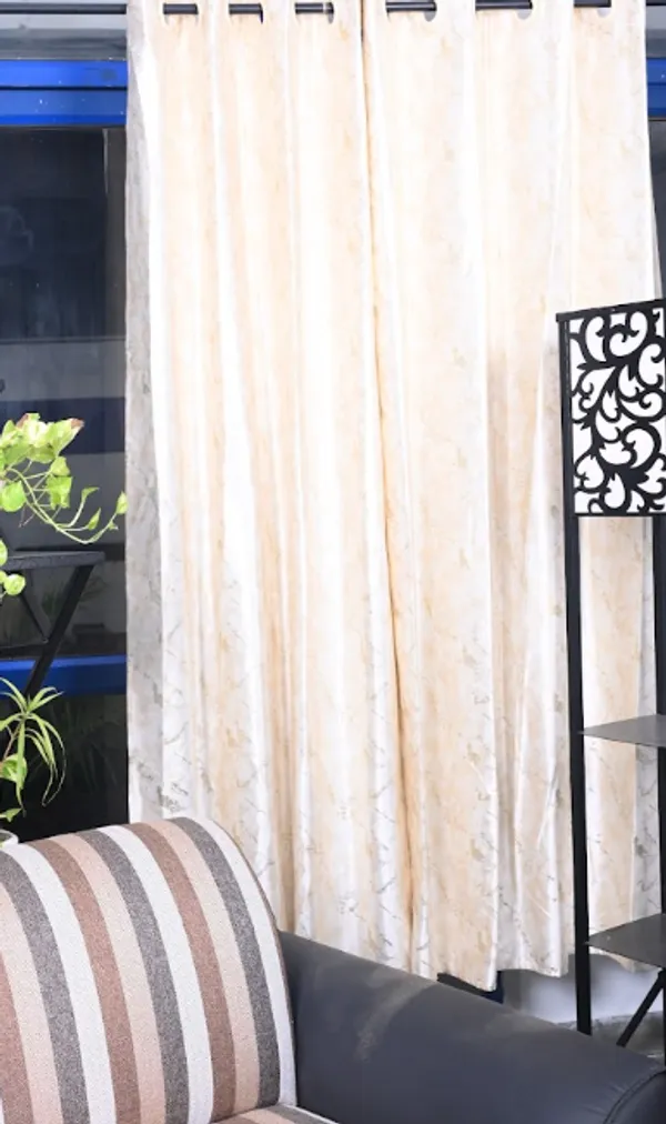 Grey_And_White_Polyster_Curtain_For_Home_And_Decor_(Pack_Of_2)