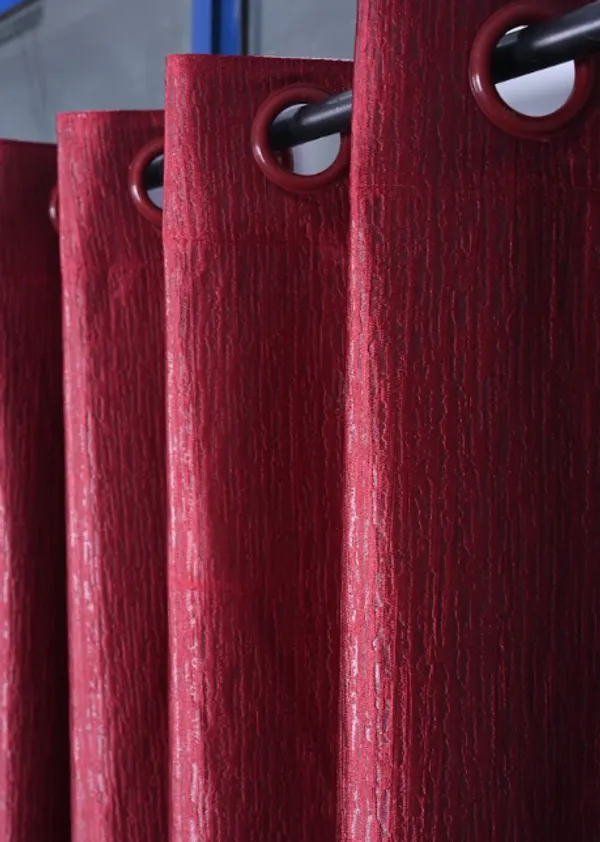 Maroon_Polyster_Curtain_For_Home_And_Decor