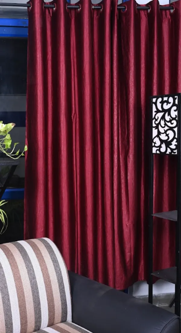 Maroon_Polyster_Curtain_For_Home_And_Decor