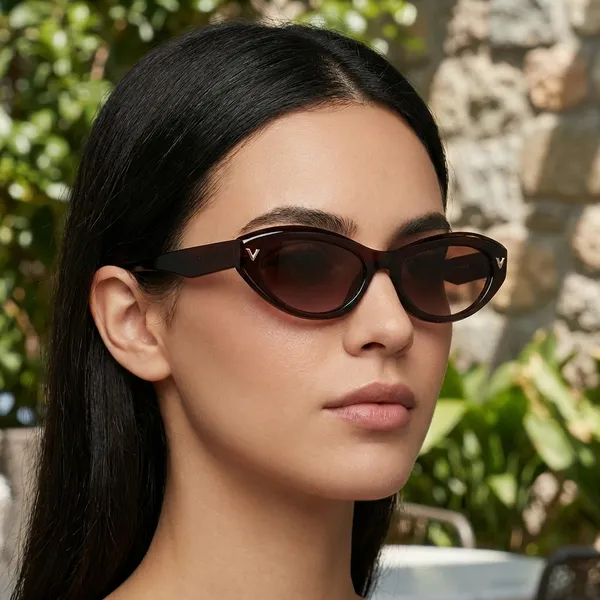 Multicolour_Plastic_Frame_And_Polycarbonate_Lens_Casual_Sunglasses_For_Women_(Buy_1_Get_1_Free)
