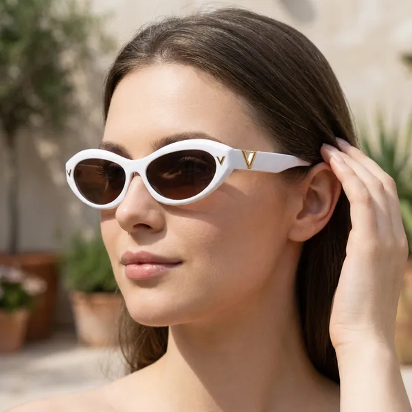 Multicolour_Plastic_Frame_And_Polycarbonate_Lens_Casual_Sunglasses_For_Women_(Buy_1_Get_1_Free)