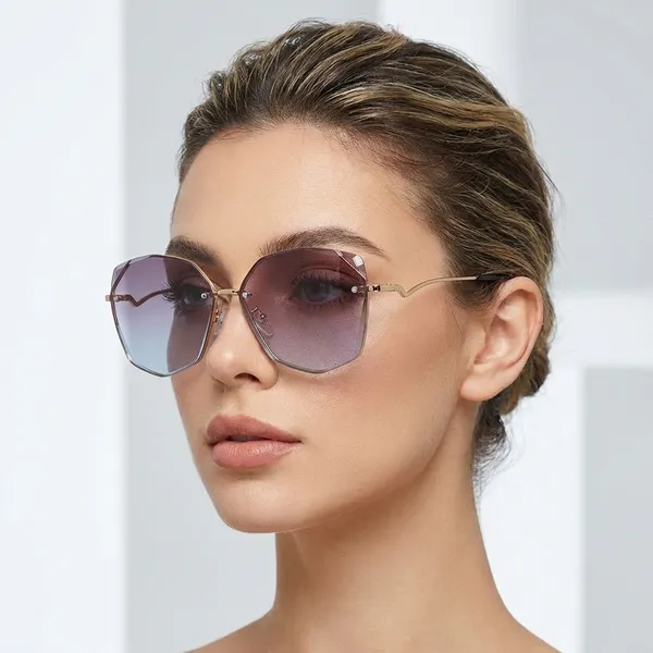 Multicolour_Plastic_Frame_And_Polycarbonate_Lens_Casual_Sunglasses_For_Women_(Buy_1_Get_1_Free)