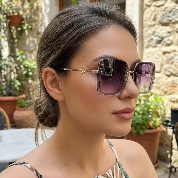 Multicolour_Plastic_Frame_And_Polycarbonate_Lens_Casual_Sunglasses_For_Women_(Buy_1_Get_1_Free)