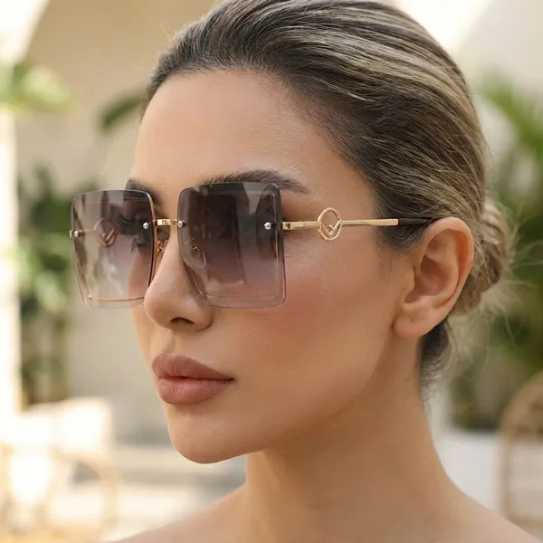 Multicolour_Polycarbonate_Casual_Sunglasses_For_Women_(Buy_1_Get_1_Free)